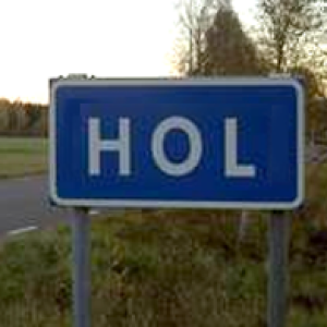 Panneau de signalisation du village Hol
